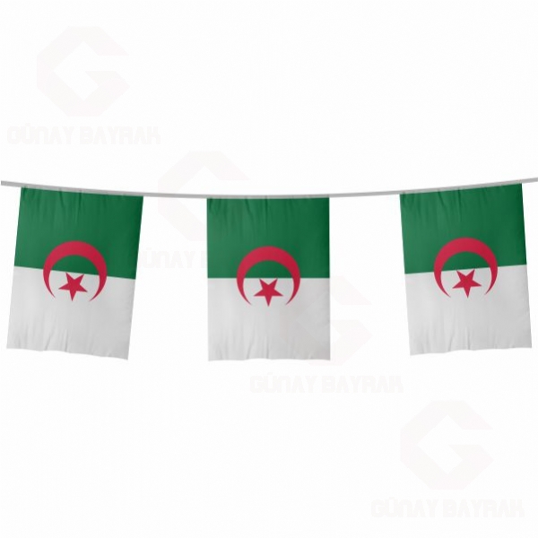 Cezayir pe Dizili Kare Bayraklar