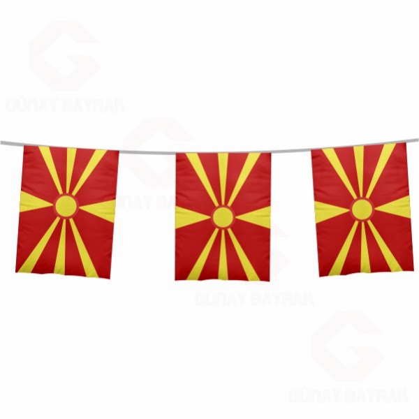 Makedonya pe Dizili Kare Bayraklar