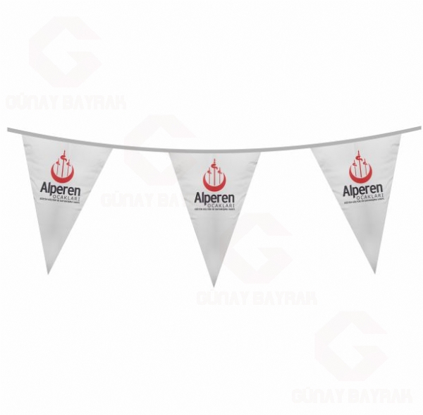 Alperen Ocaklar� Beyaz ��gen Bayrak