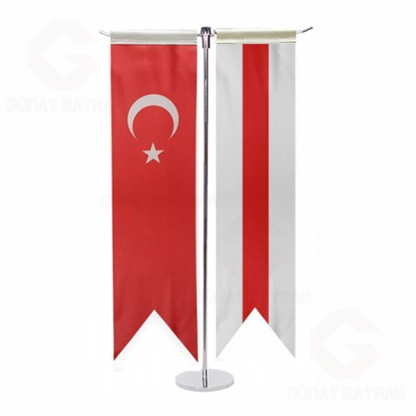 Beyaz K�rm�z� Beyaz T Masa Bayra��