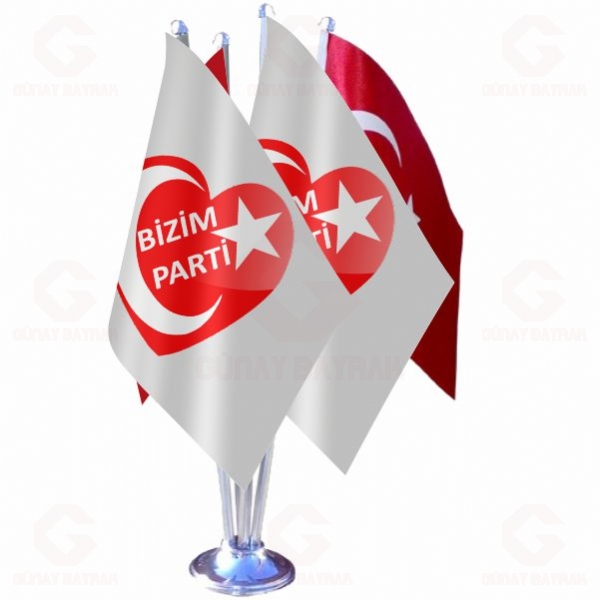 Bizim Parti D�rtl� Masa Bayra��