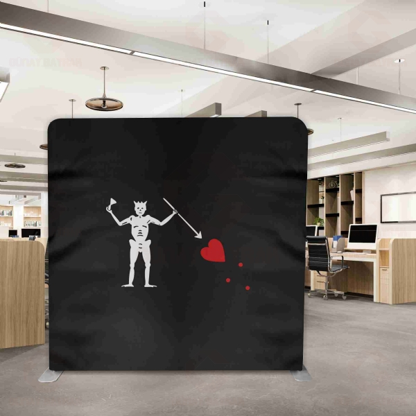 Blackbeard Edward Teach Backdrop Stand