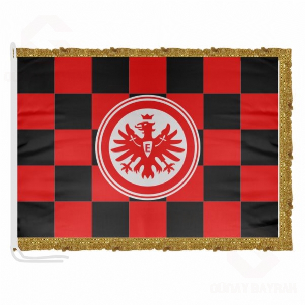 Eintracht Frankfurt Saten Makam Bayra