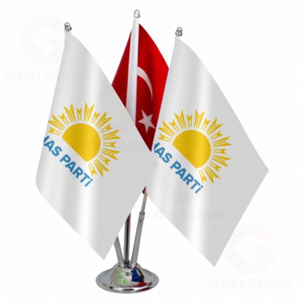 Has Parti Beyaz ��l� Masa Bayra��