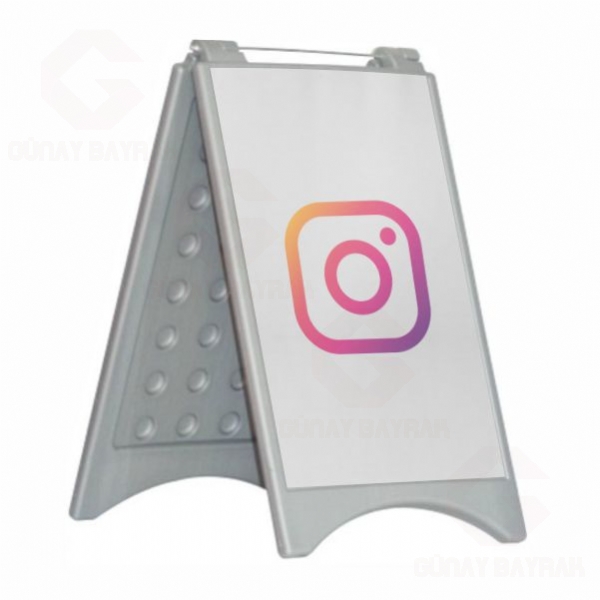 Instagram A Kapa Plastik Duba