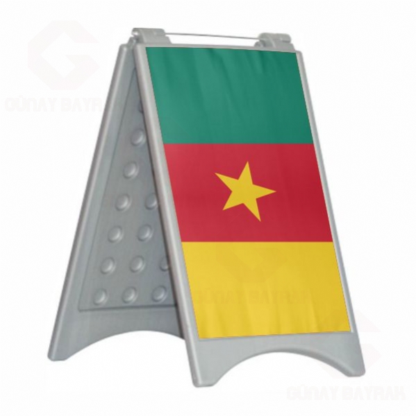 Kamerun A Kapa Plastik Duba