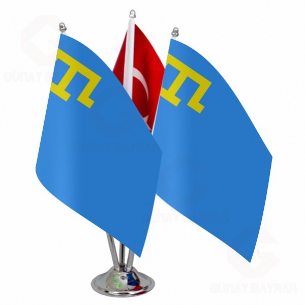 K�r�m Tatarlar� ��l� Masa Bayra��