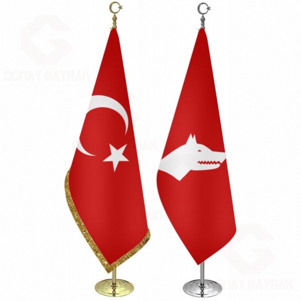 K�rm�z� G�kt�rk Makam Bayra��