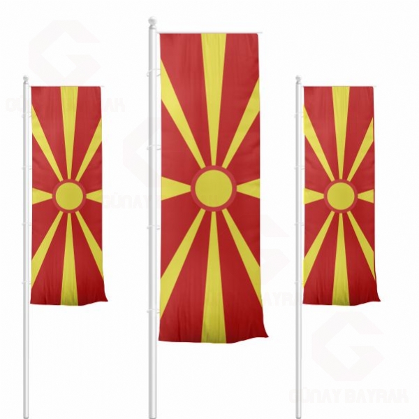 Makedonya Dikey ekilen Bayraklar