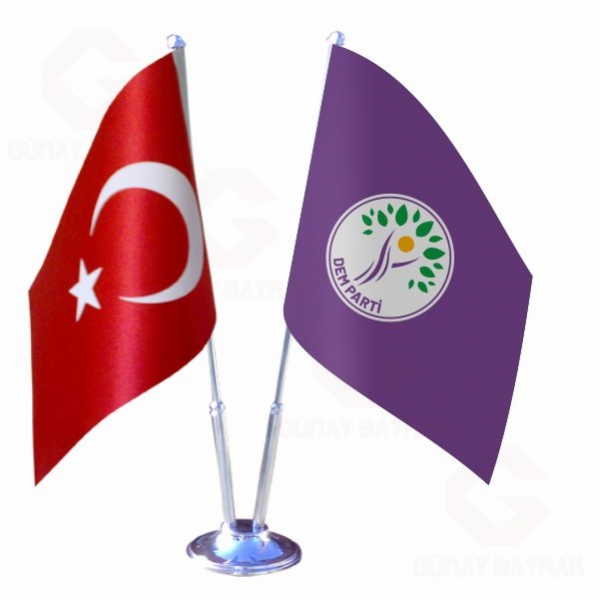 Mor Dem Parti 2 li Masa Bayraklar�