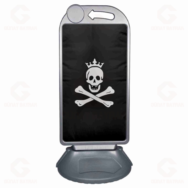 Of The King Of The Pirates B�y�k Plastik Park Dubas�