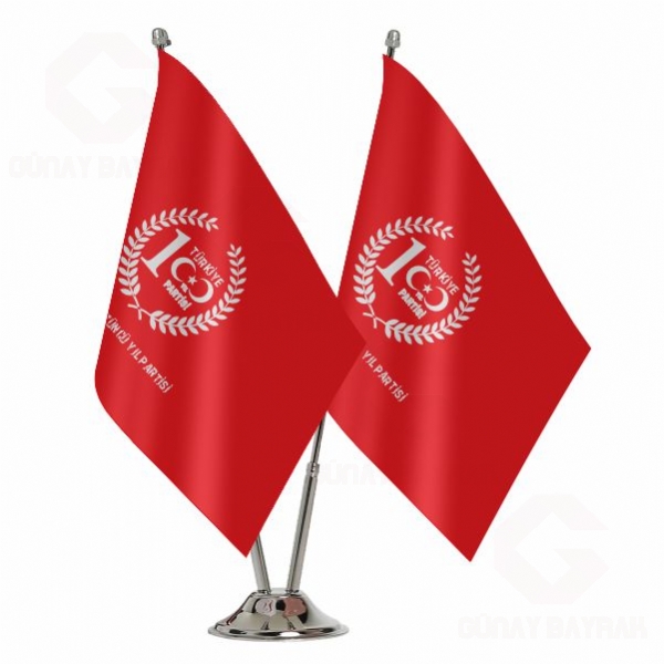 TYP T�rkiye Y�z�nc� Y�l Partisi ikili Masa Bayra��