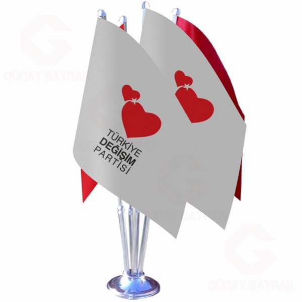 T�rkiye De�i�im Partisi D�rtl� Masa Bayra��