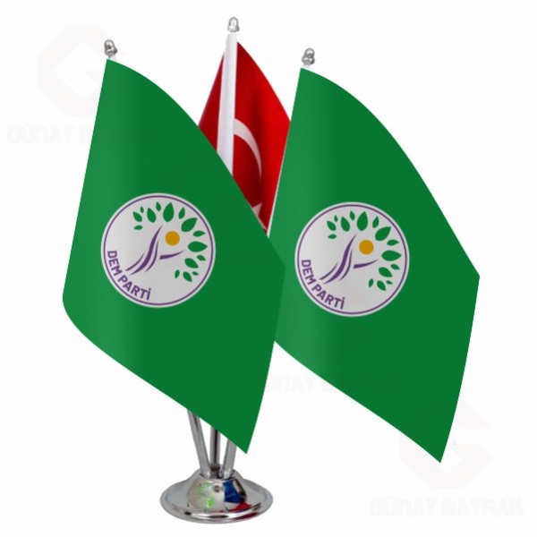 Ye�il Dem Parti ��l� Masa Bayra��